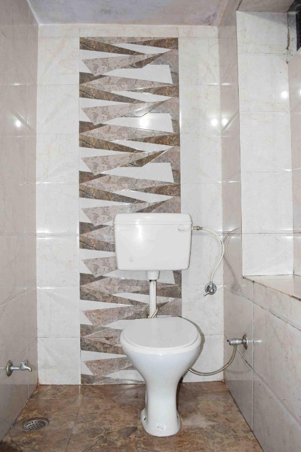 Hotel Mrk Варанаси Экстерьер фото